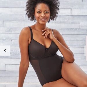 TC Fine Intimates  Low-Back Shaping Bodysuit Extra Firm Control  NWT